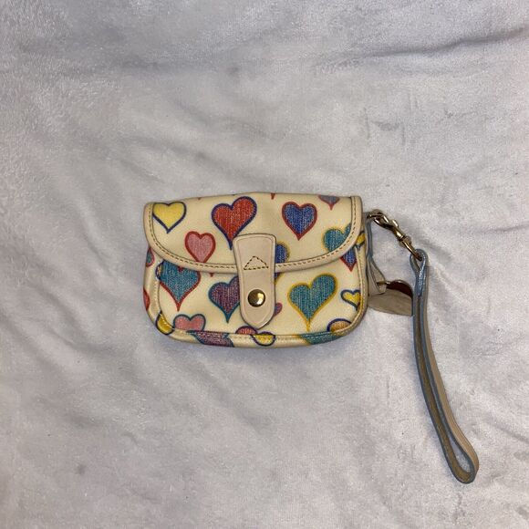 Vintage Hearts Dooney And Bourke Wristlet Wallet Pouch - Picture 2 of 12